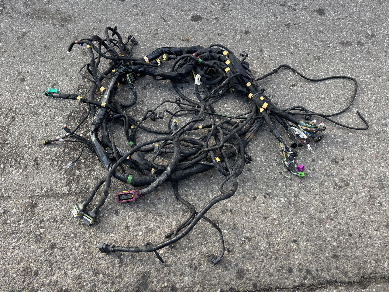 Ford F-Max - Elektrisüsteem: pilt 2 Ford F-Max - Elektrisüsteem: pilt 2