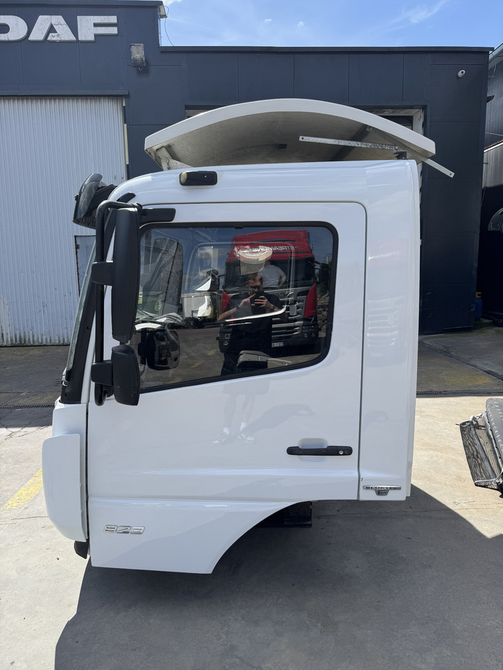 Kabiin Mercedes Atego III: pilt 7