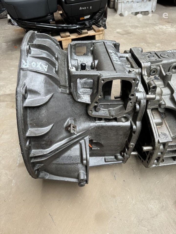 Mercedes-Benz AXOR G221-9 - Käigukast ja varuosad - Veoauto: pilt 4 Mercedes-Benz AXOR G221-9 - Käigukast ja varuosad - Veoauto: pilt 4