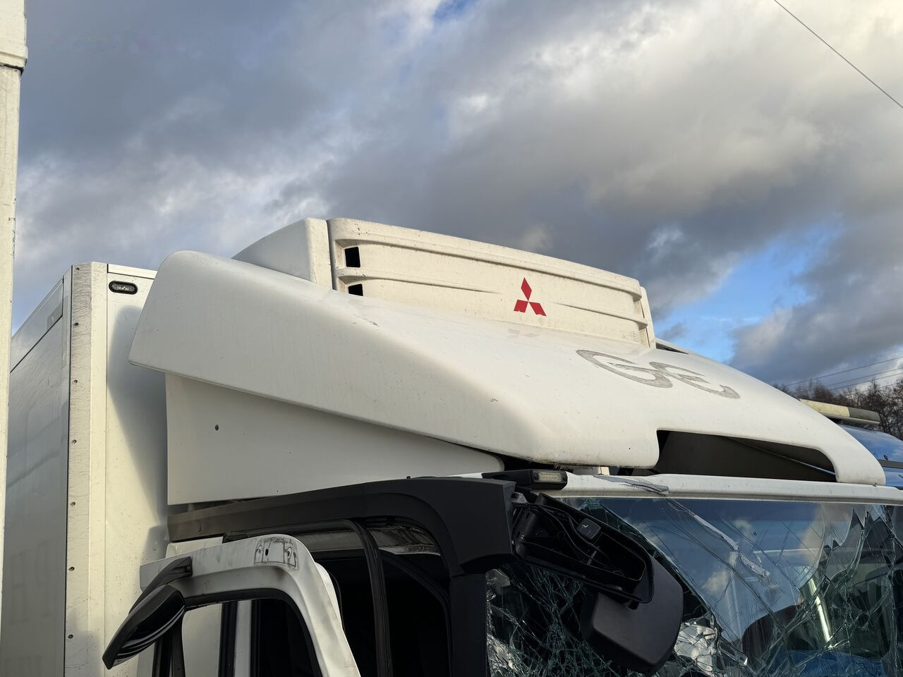 Mercedes-Benz Actros Antos Axor - Aerodünaamika/ Spoiler - Veoauto: pilt 1 Mercedes-Benz Actros Antos Axor - Aerodünaamika/ Spoiler - Veoauto: pilt 1