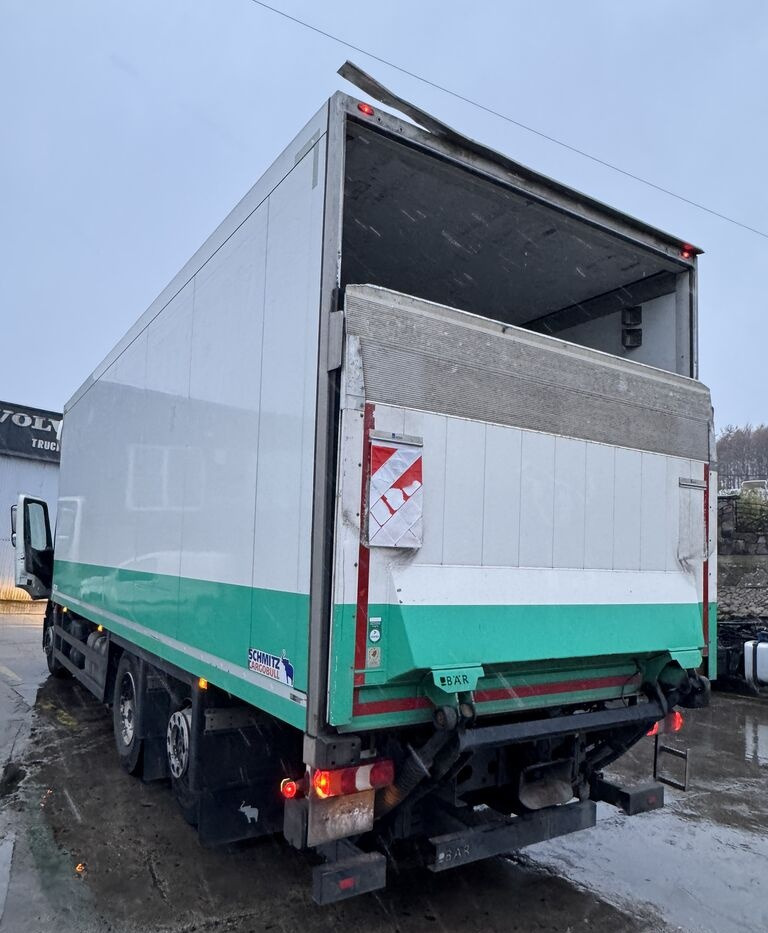Zabudowa Kontener Chłodnia Schmitz Mercedes Iveco Man Volvo Schmitz Cargobull Mercedes-Benz Antos - Pealisehitus ja välispind - Veoauto: pilt 4 Zabudowa Kontener Chłodnia Schmitz Mercedes Iveco Man Volvo Schmitz Cargobull Mercedes-Benz Antos - Pealisehitus ja välispind - Veoauto: pilt 4