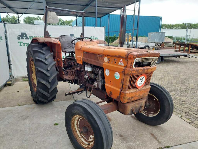 Fiat 640/8 - Traktor: pilt 5 Fiat 640/8 - Traktor: pilt 5