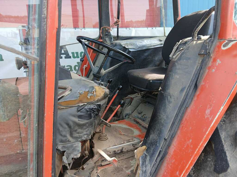 Traktor Renault 781-4: pilt 15