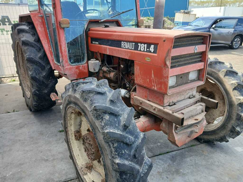 Traktor Renault 781-4: pilt 10