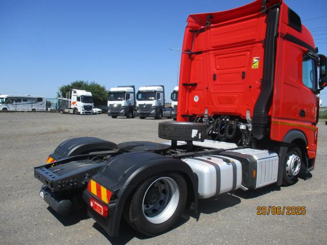 Mercedes-Benz Actros 1845 LS nRL - Sadulveok: pilt 3 Mercedes-Benz Actros 1845 LS nRL - Sadulveok: pilt 3