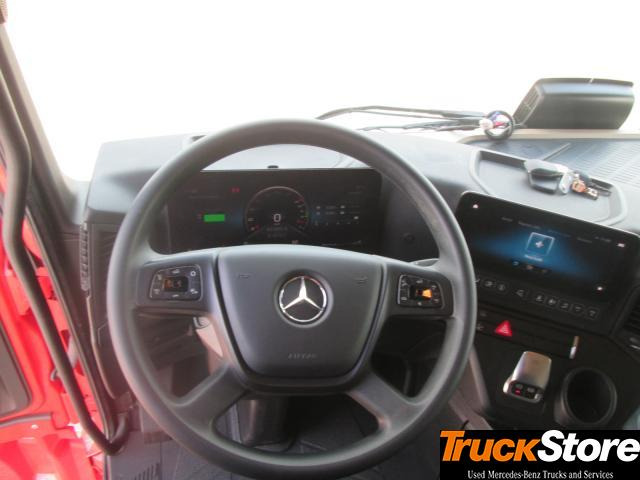 Sadulveok Mercedes-Benz Actros 1845 LS nRL: pilt 9