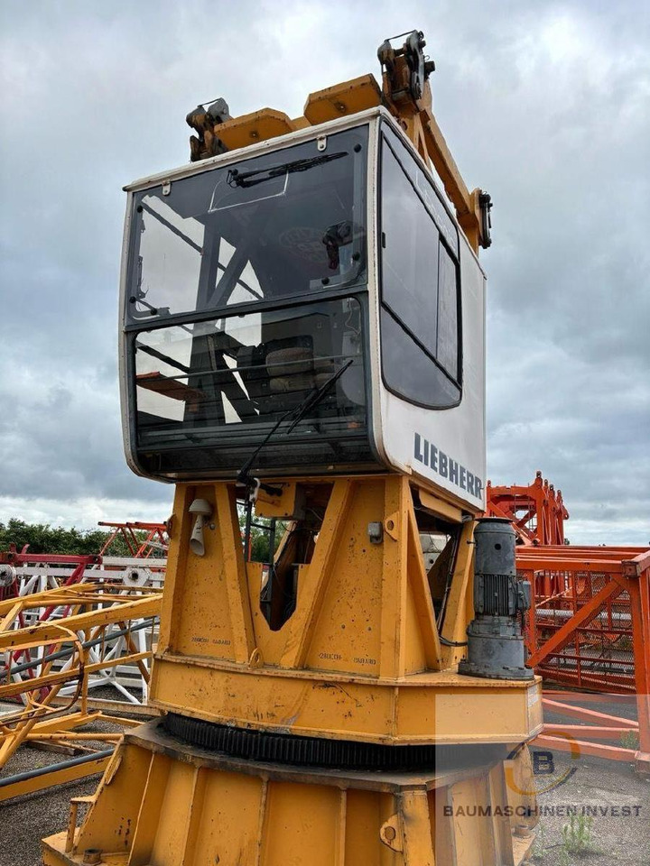 Liebherr 280EC-H12Litronic - Tornkraana: pilt 1 Liebherr 280EC-H12Litronic - Tornkraana: pilt 1