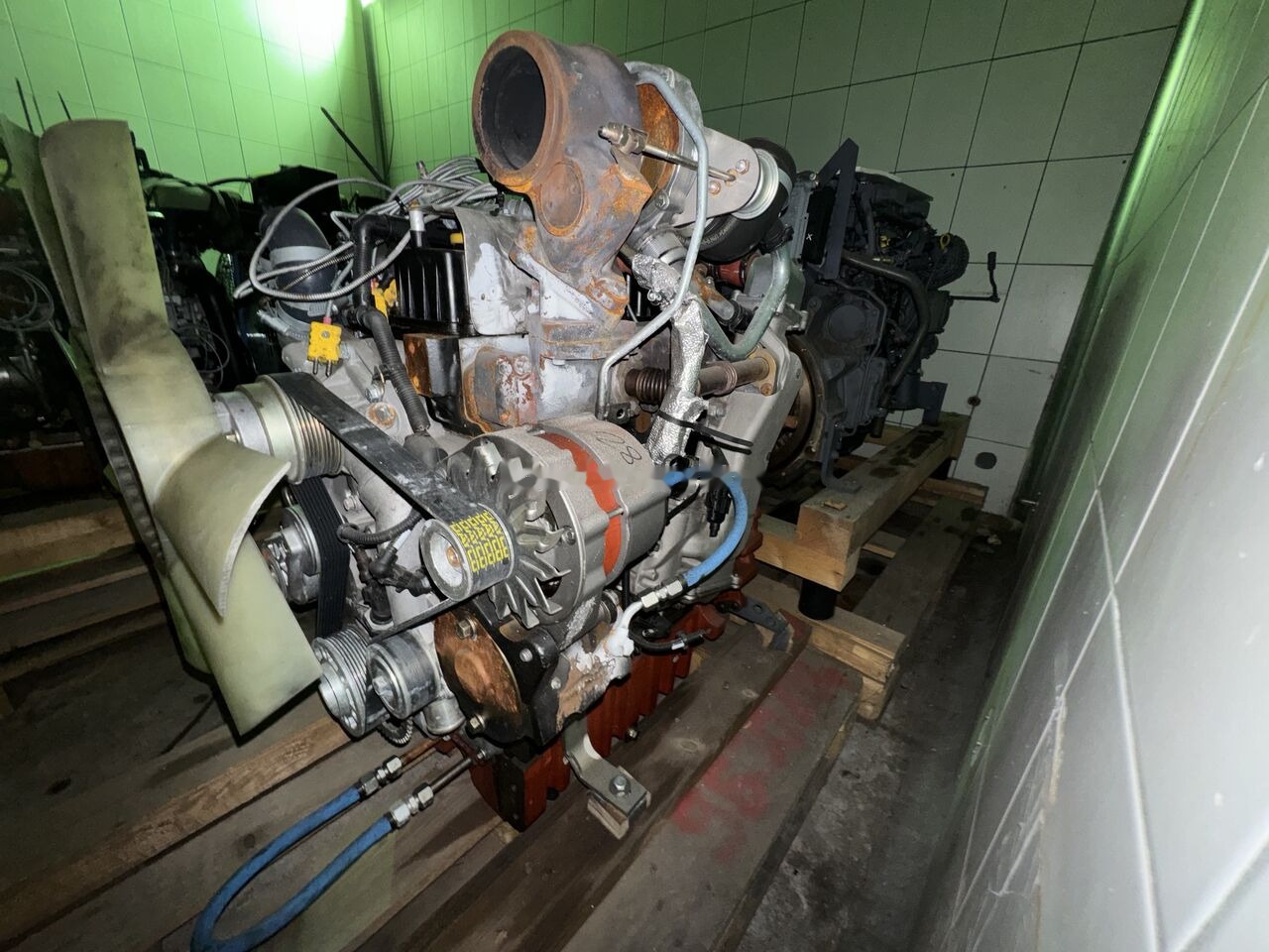 Deutz TCD 2.9 L4 - Mootor - Ekskavaator: pilt 4 Deutz TCD 2.9 L4 - Mootor - Ekskavaator: pilt 4