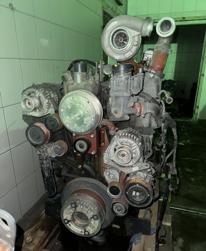 Deutz TTCD 7.8 L6 - Mootor - Ekskavaator: pilt 1 Deutz TTCD 7.8 L6 - Mootor - Ekskavaator: pilt 1