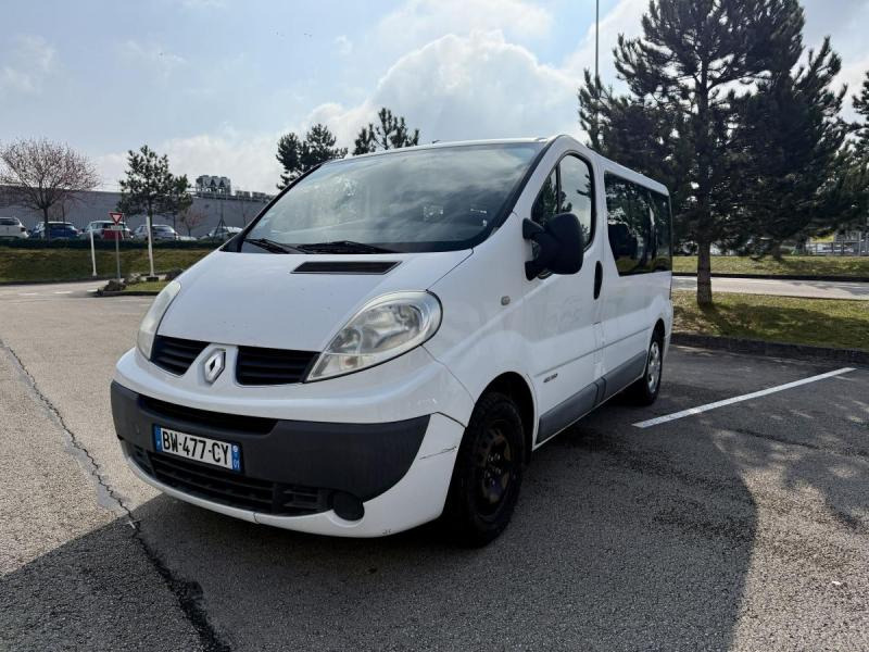 Renault Trafic - Mikrobuss: pilt 1 Renault Trafic - Mikrobuss: pilt 1