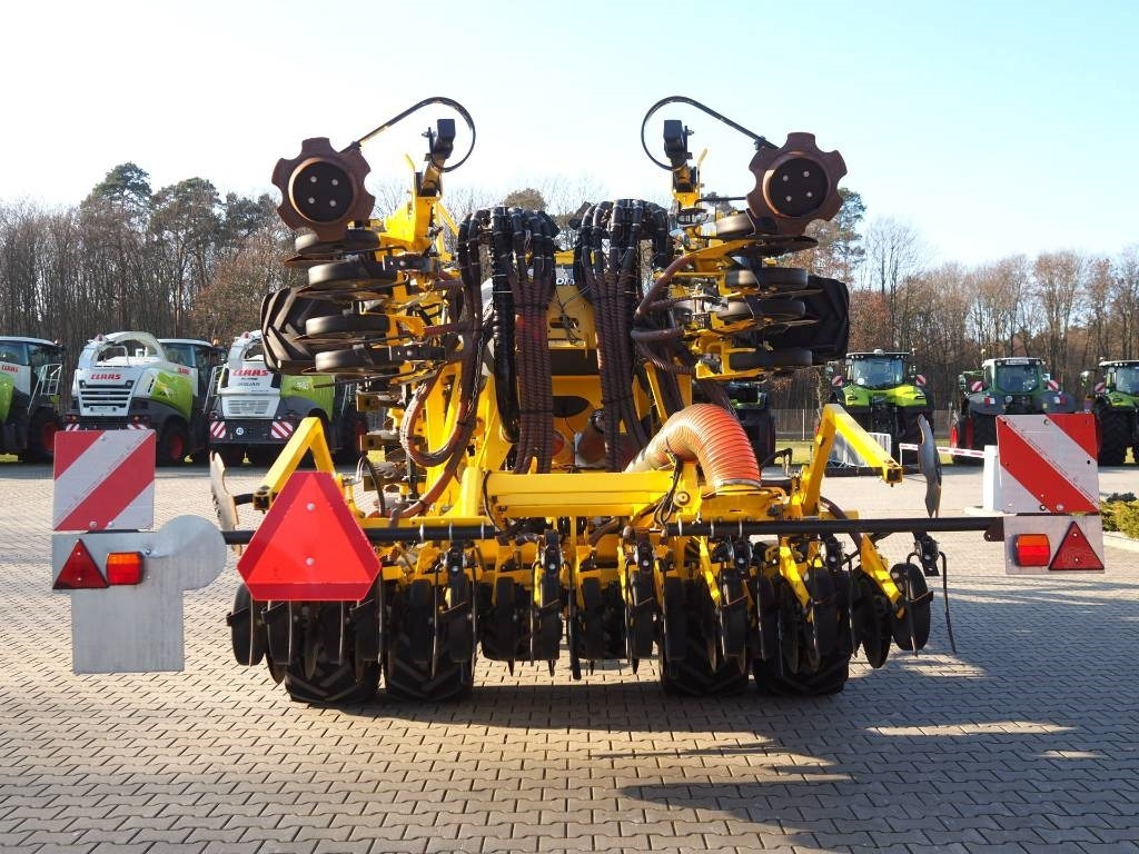 Bednar OMEGA OO 4000L - Kombain-külvimasin: pilt 3 Bednar OMEGA OO 4000L - Kombain-külvimasin: pilt 3