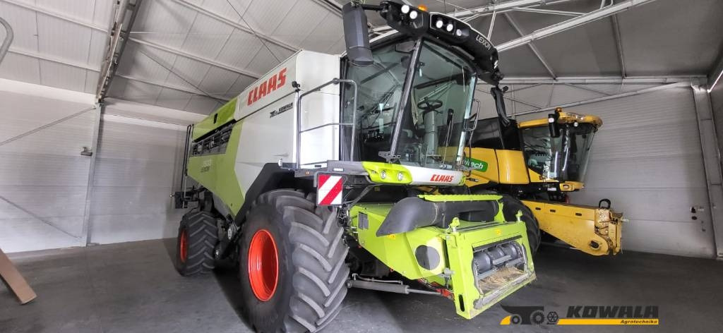 Claas Lexion 7500 + V930  - Kombain: pilt 1 Claas Lexion 7500 + V930  - Kombain: pilt 1