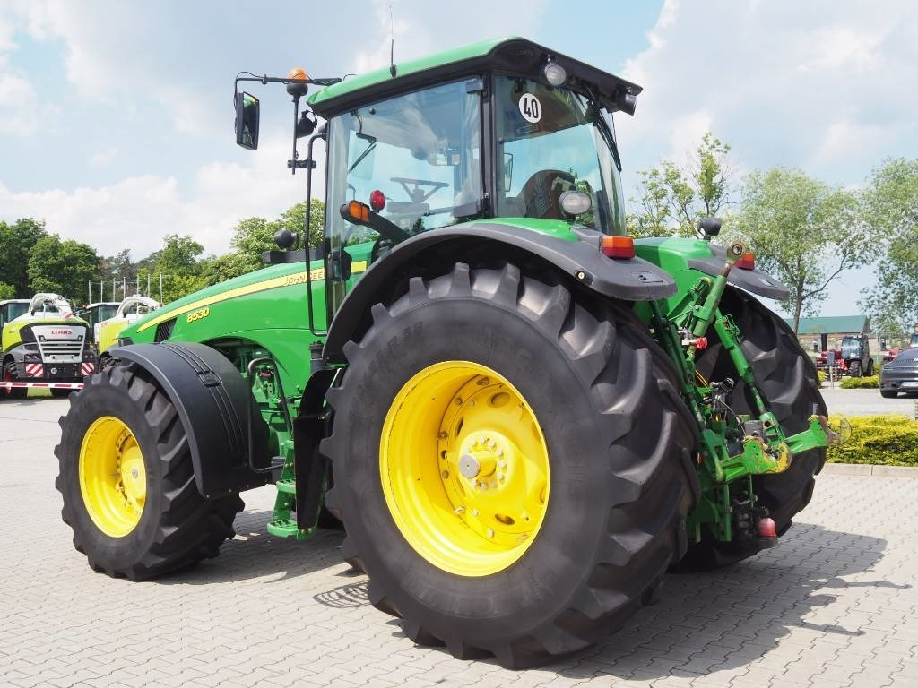 John Deere 8530 GPS - Traktor: pilt 2 John Deere 8530 GPS - Traktor: pilt 2