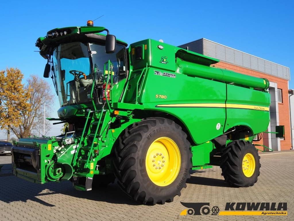 John Deere S780 + 730X - Kombain: pilt 1 John Deere S780 + 730X - Kombain: pilt 1