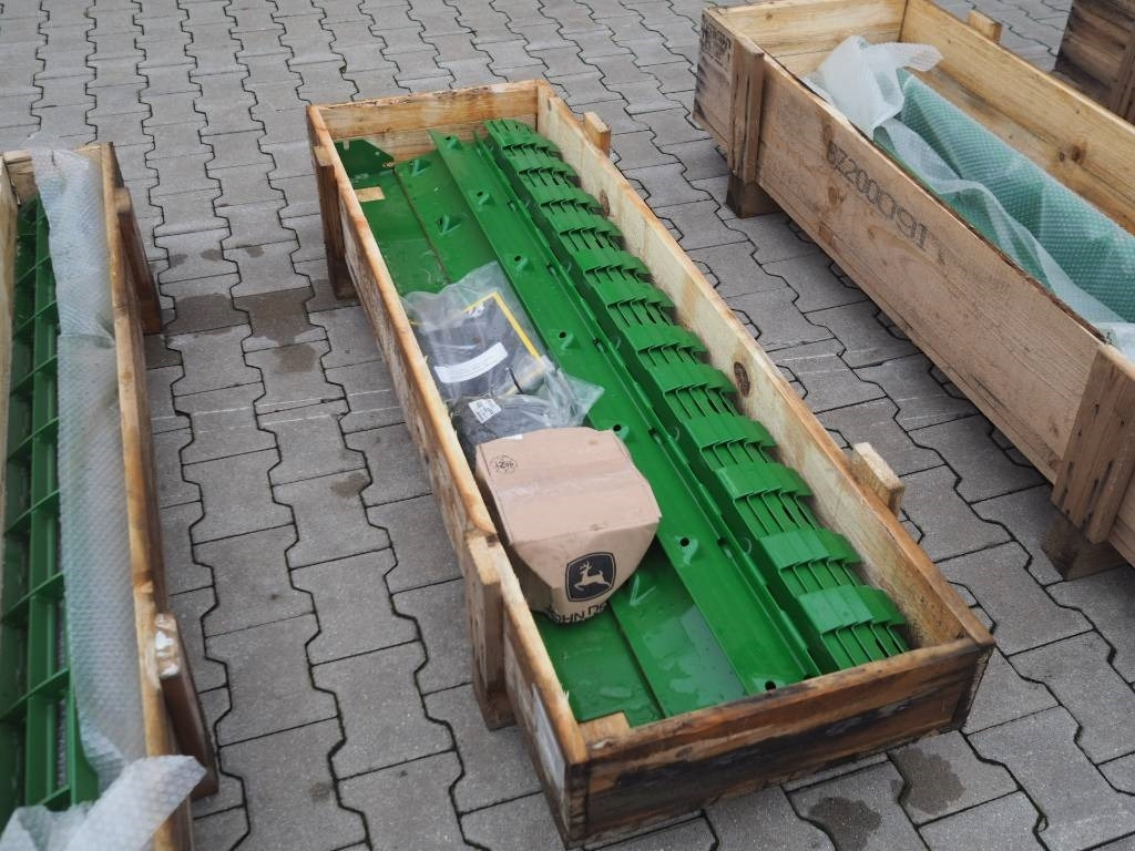 John Deere T660, T670 retrofit kit on corn - Koristusmasina lisad: pilt 4 John Deere T660, T670 retrofit kit on corn - Koristusmasina lisad: pilt 4
