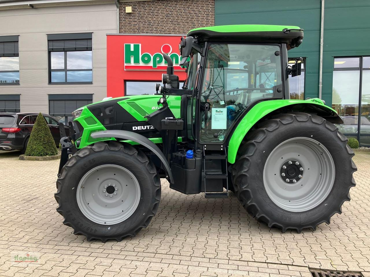 Deutz-Fahr 6125C TTV STAGE V - Traktor: pilt 2 Deutz-Fahr 6125C TTV STAGE V - Traktor: pilt 2