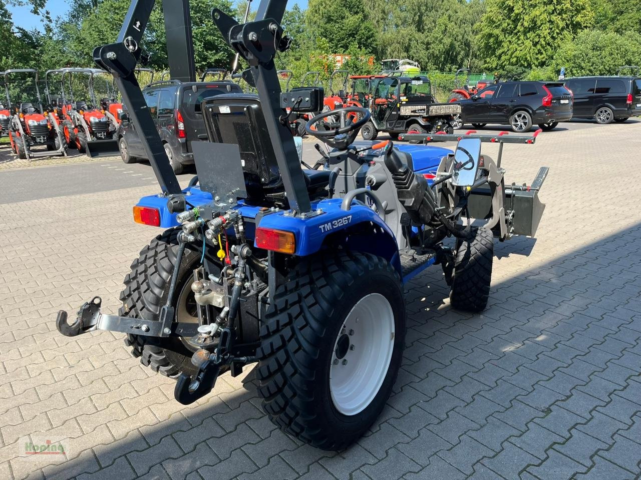 Iseki TM3267 AL - Munitsipaaltraktor: pilt 3 Iseki TM3267 AL - Munitsipaaltraktor: pilt 3