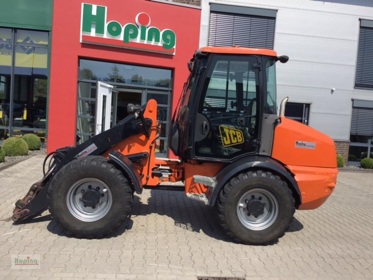 JCB 409 - Rataslaadur: pilt 1 JCB 409 - Rataslaadur: pilt 1