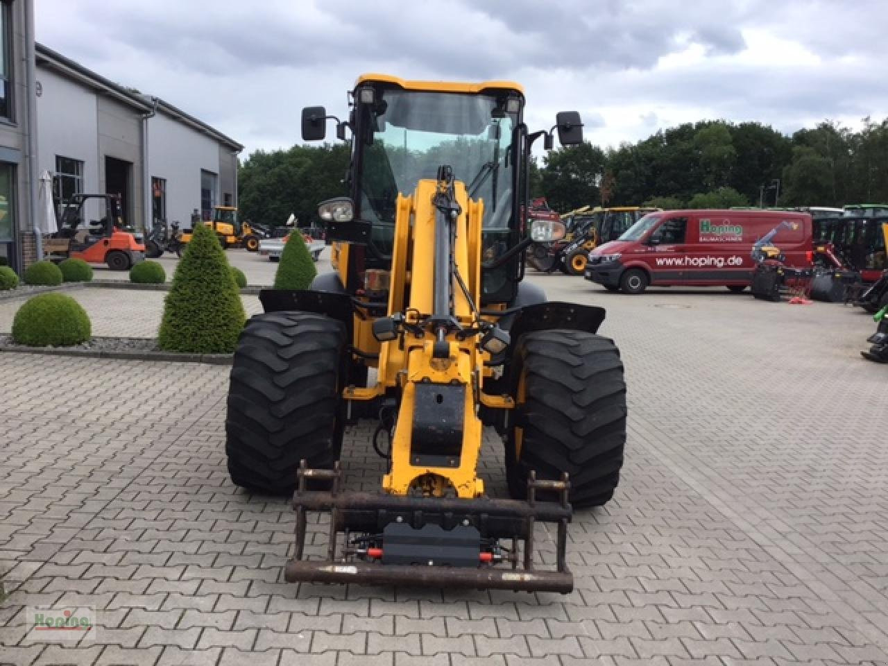 JCB TM 220 - Rataslaadur: pilt 3 JCB TM 220 - Rataslaadur: pilt 3
