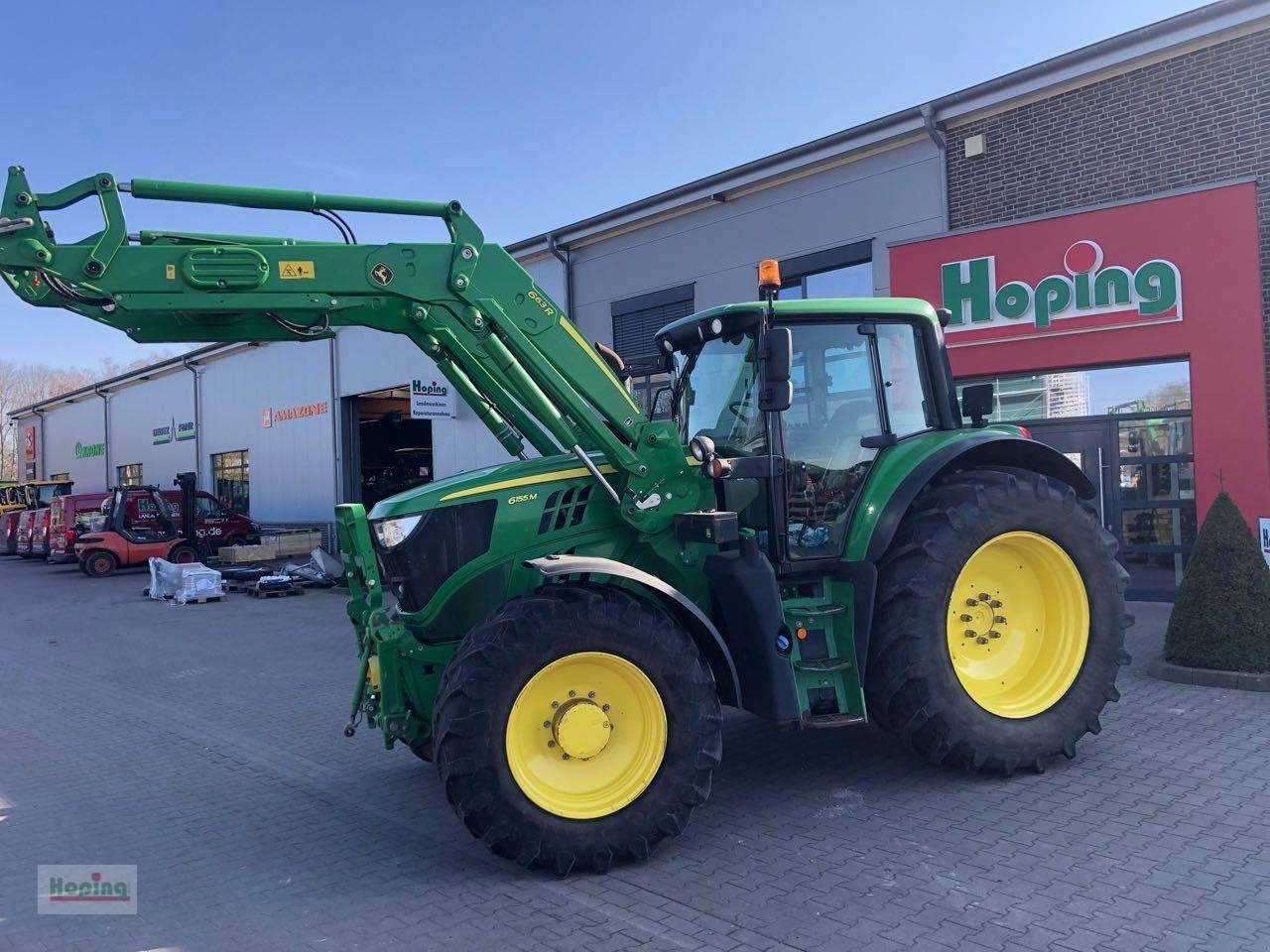 John Deere 6155 M - Traktor: pilt 1 John Deere 6155 M - Traktor: pilt 1