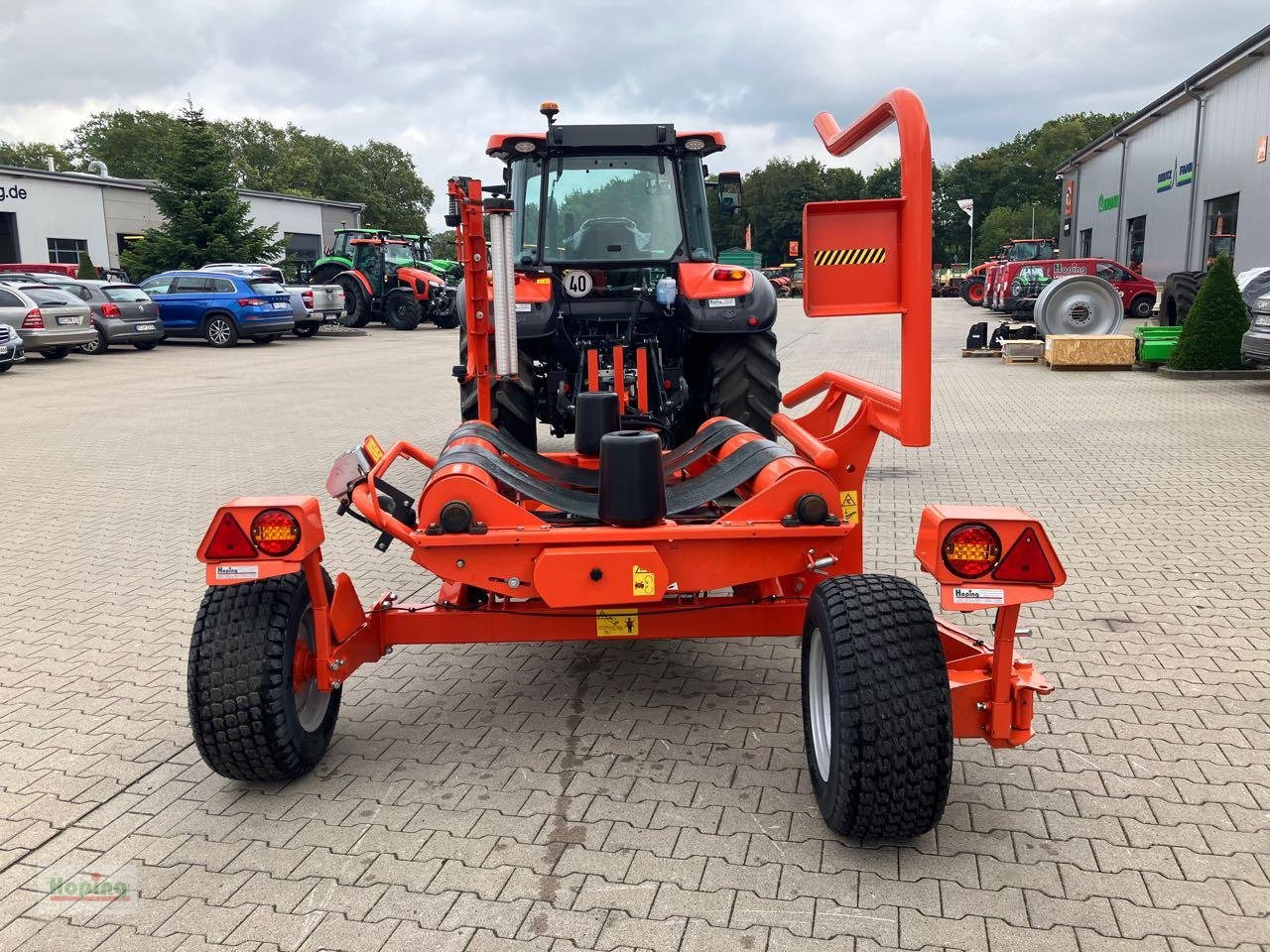 Kubota WR1400 - Heinapalli mähkija: pilt 3 Kubota WR1400 - Heinapalli mähkija: pilt 3
