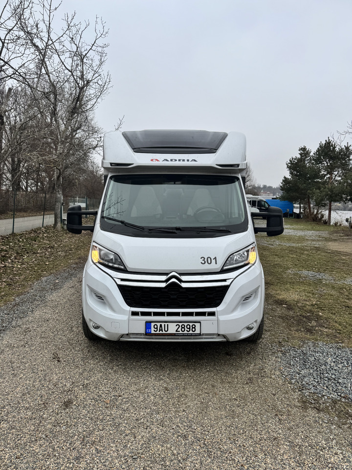 Adria Matrix M 670 SL - Matkaauto: pilt 1 Adria Matrix M 670 SL - Matkaauto: pilt 1