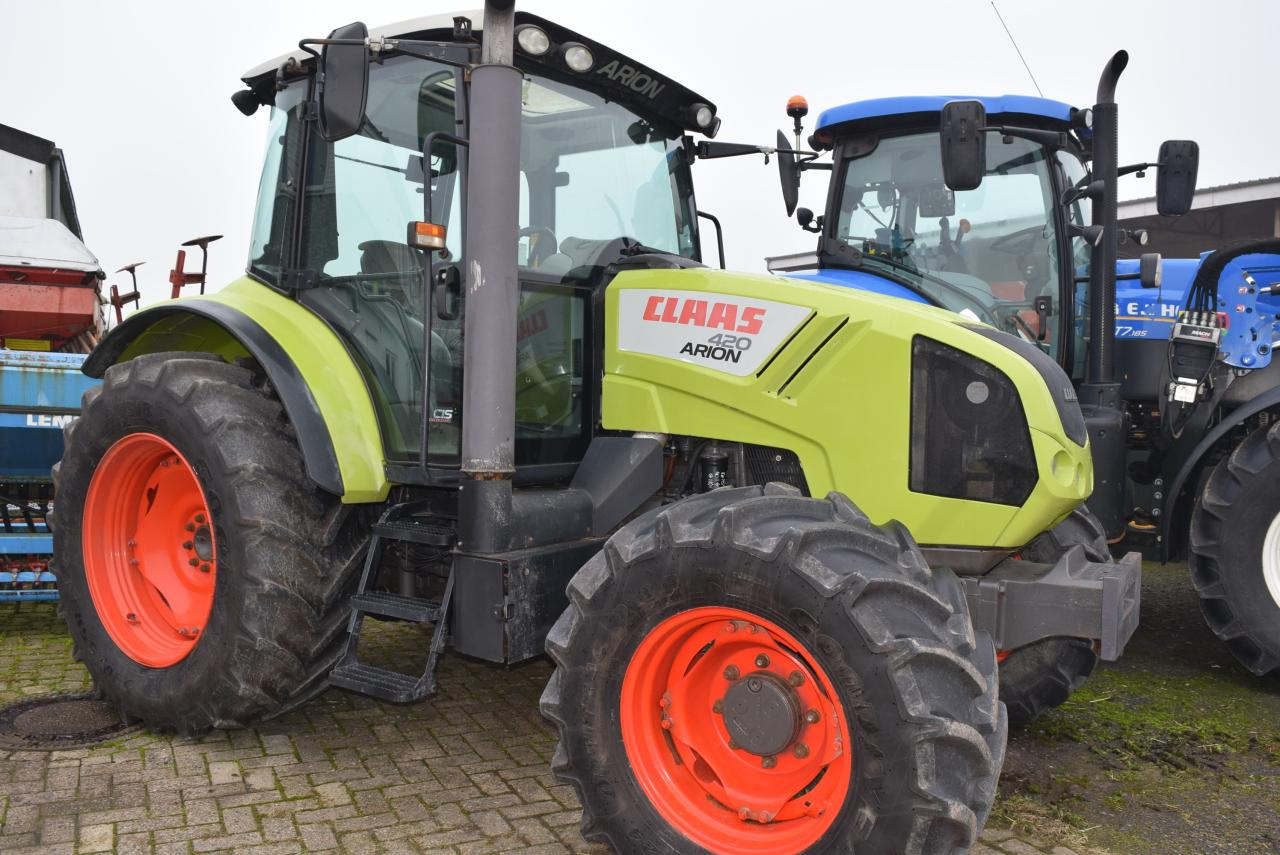 CLAAS Arion 420 CIS - Traktor: pilt 1 CLAAS Arion 420 CIS - Traktor: pilt 1