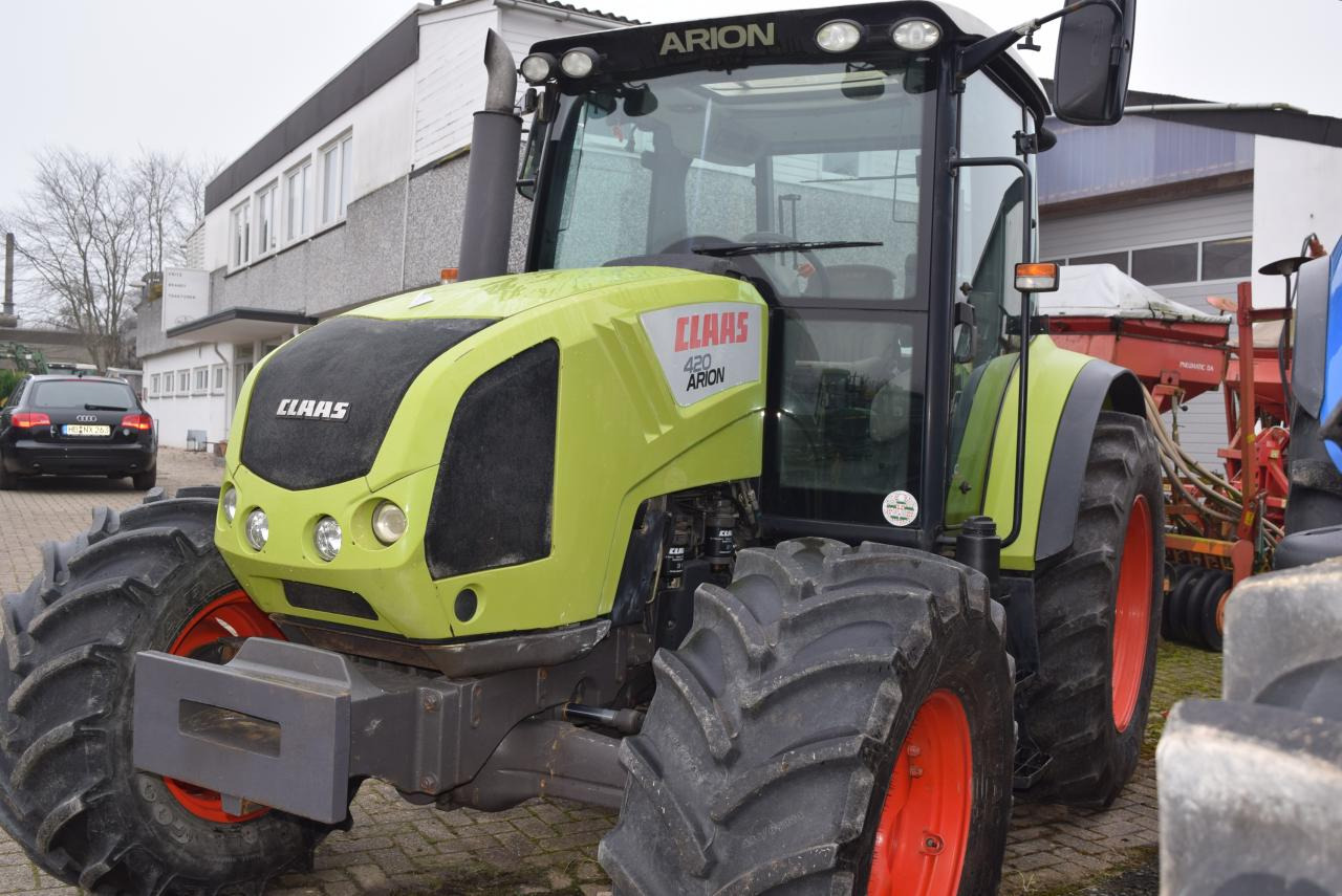 CLAAS Arion 420 CIS - Traktor: pilt 2 CLAAS Arion 420 CIS - Traktor: pilt 2