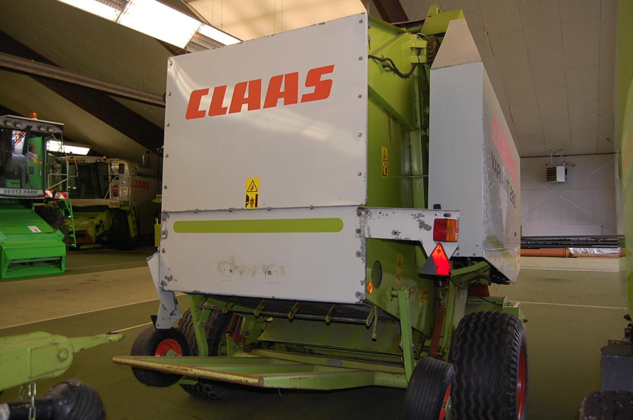 CLAAS Variant 280 - Heinapress, ümmargune: pilt 3 CLAAS Variant 280 - Heinapress, ümmargune: pilt 3