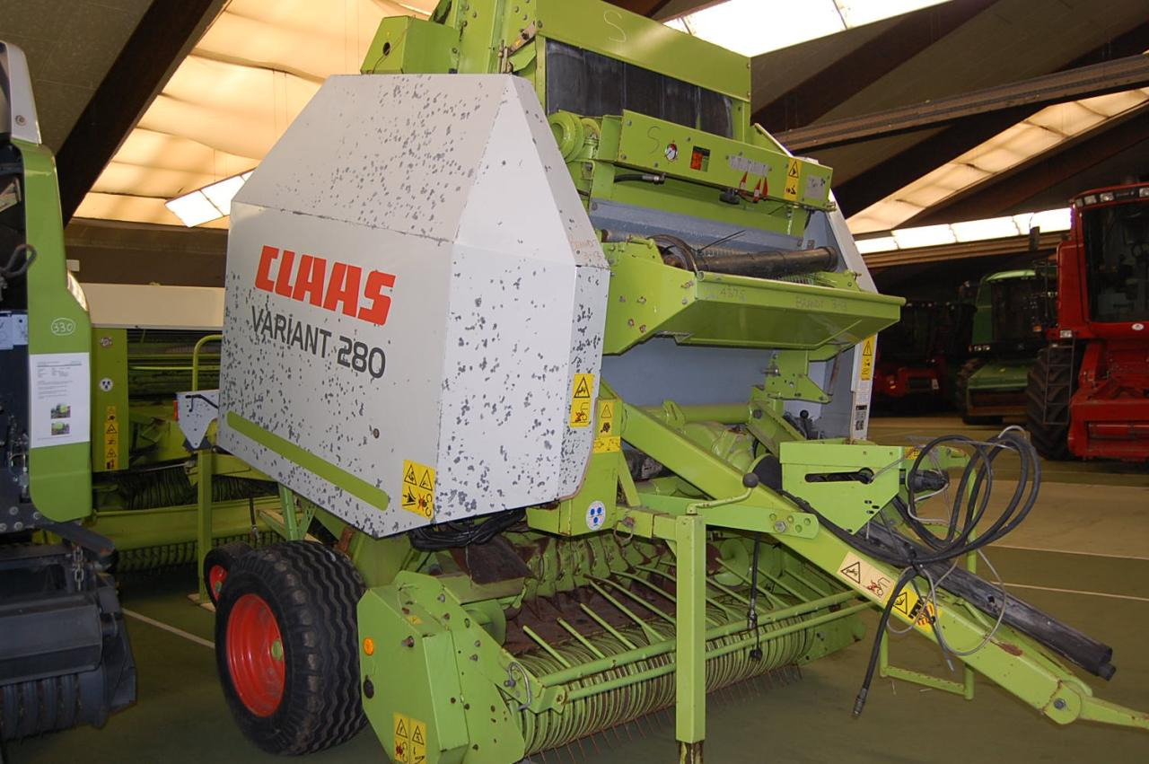 CLAAS Variant 280 - Heinapress, ümmargune: pilt 2 CLAAS Variant 280 - Heinapress, ümmargune: pilt 2