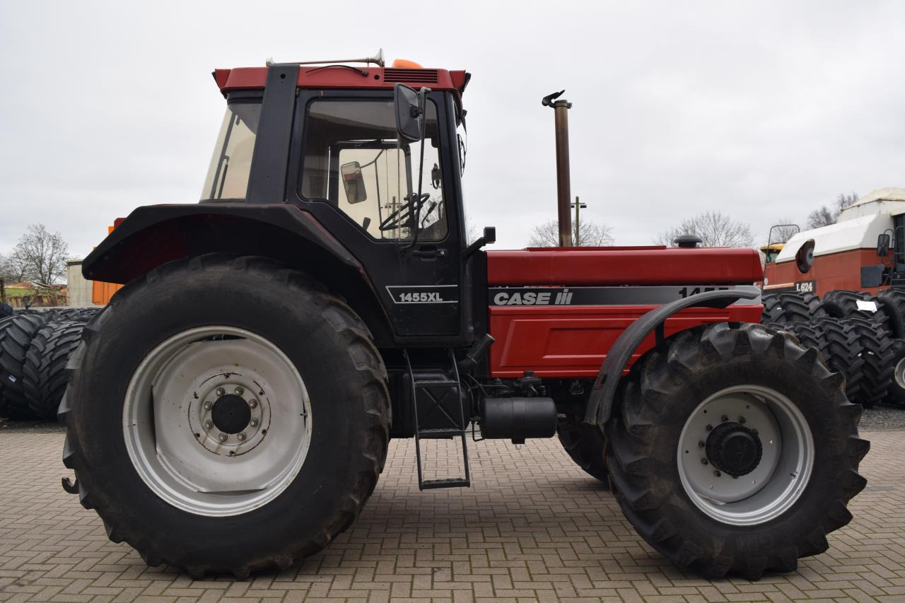 Case-IH 1455 XL A - Traktor: pilt 2 Case-IH 1455 XL A - Traktor: pilt 2
