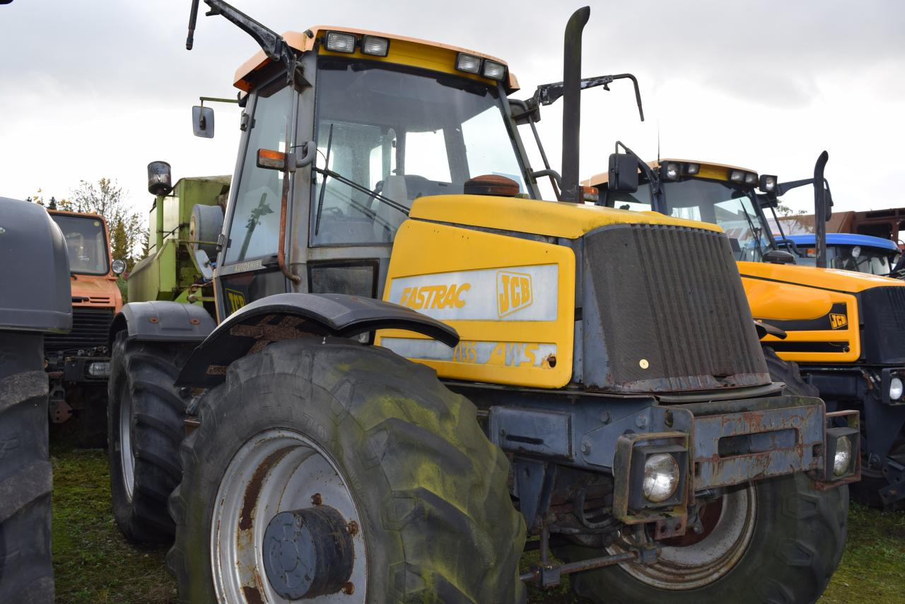 JCB Fastrac 2135 - 4WS - Traktor: pilt 1 JCB Fastrac 2135 - 4WS - Traktor: pilt 1