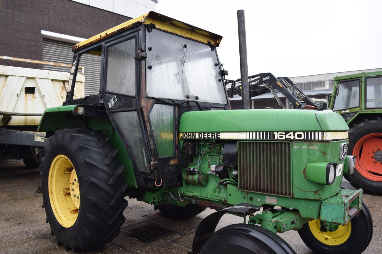 John Deere 1640 - Traktor: pilt 3 John Deere 1640 - Traktor: pilt 3