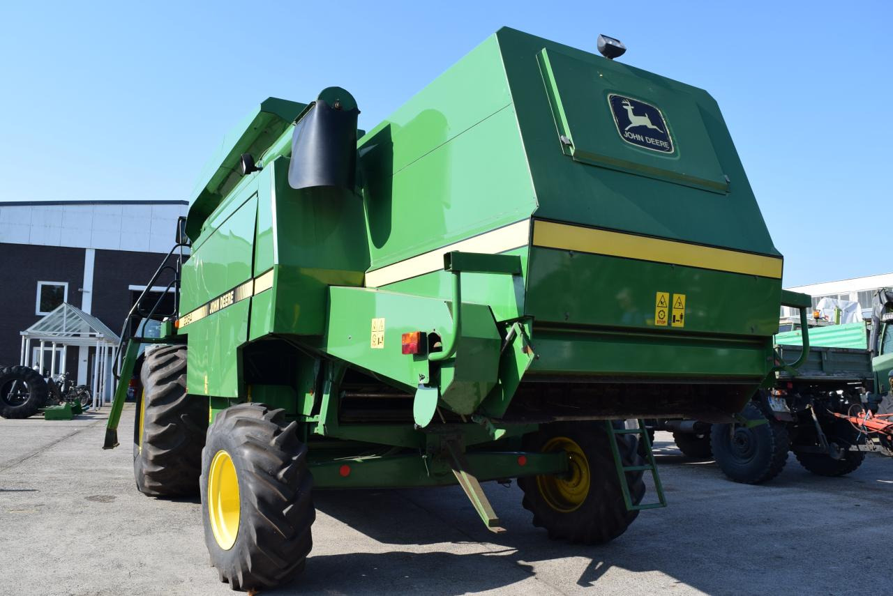 John Deere 2064 - Kombain: pilt 5 John Deere 2064 - Kombain: pilt 5