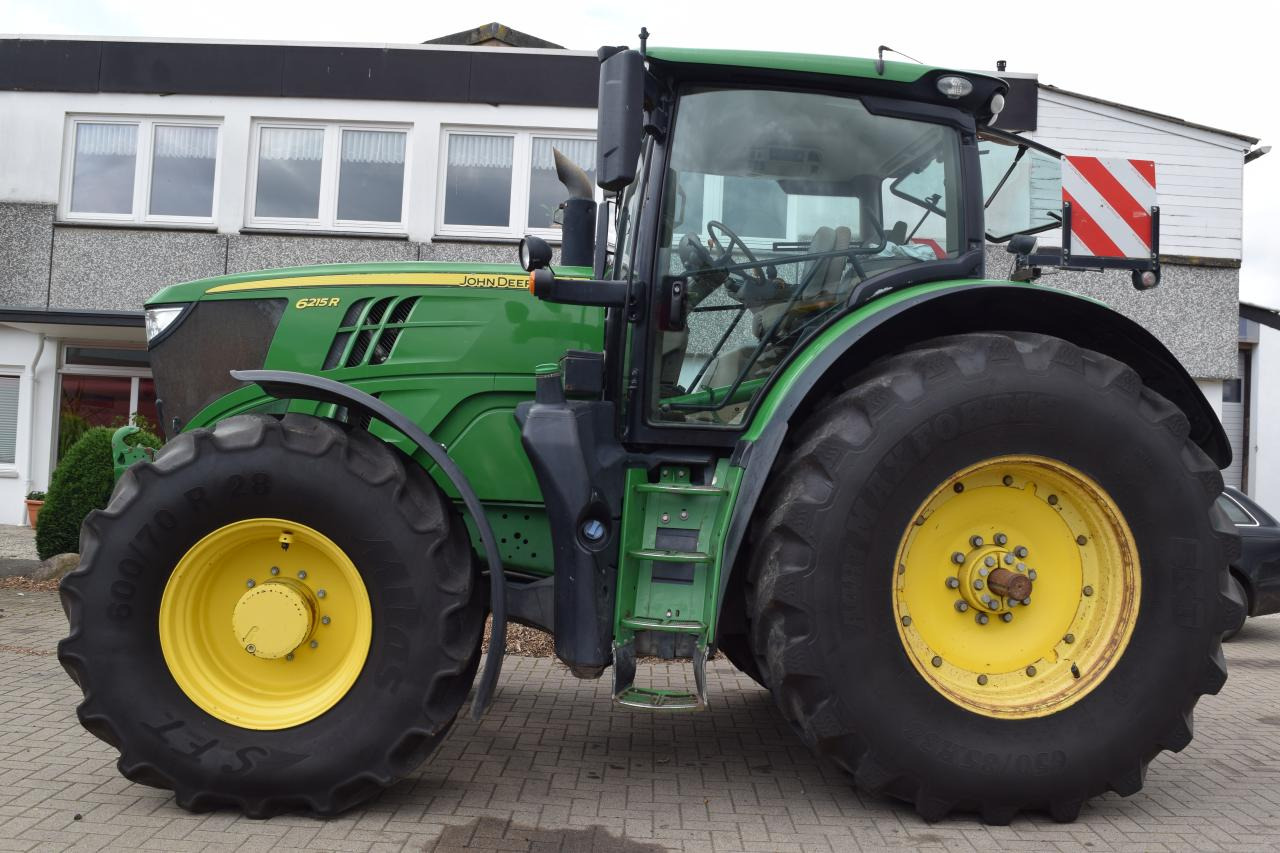 John Deere 6215 R - Traktor: pilt 2 John Deere 6215 R - Traktor: pilt 2