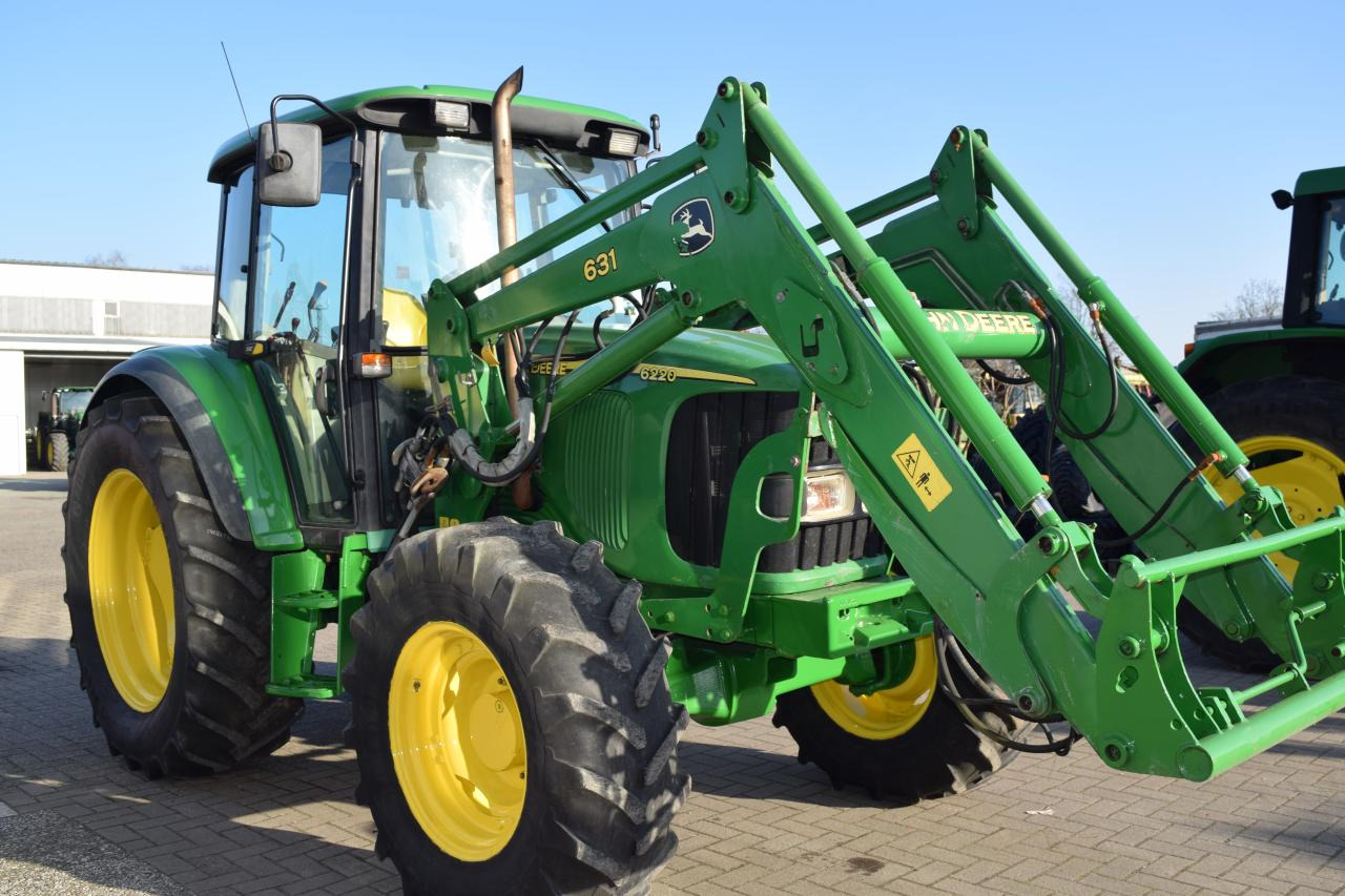 John Deere 6220 - Traktor: pilt 3 John Deere 6220 - Traktor: pilt 3