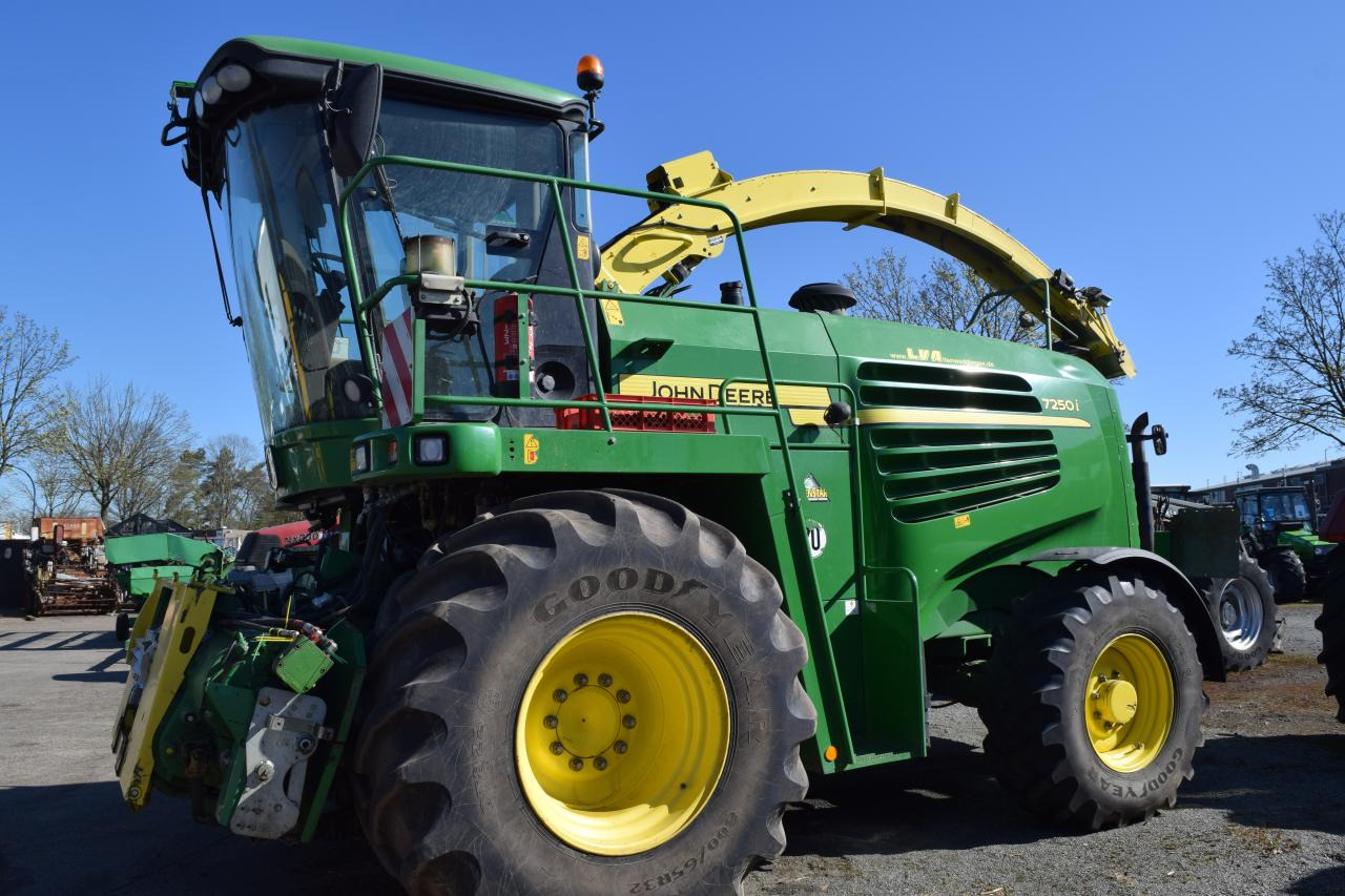 John Deere 7250 i - Koristusmasin: pilt 1 John Deere 7250 i - Koristusmasin: pilt 1