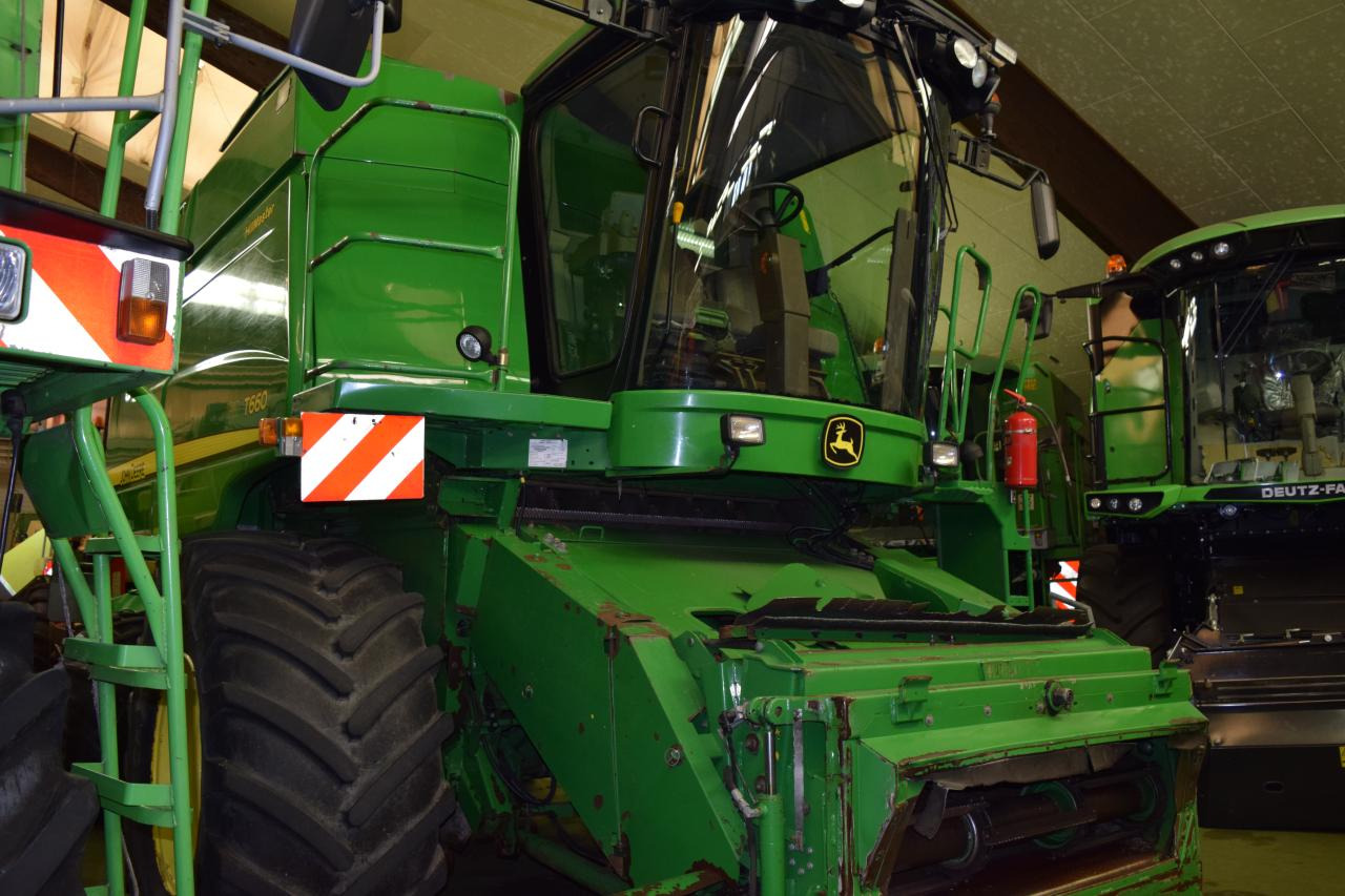 John Deere T 660 HM - Kombain: pilt 2 John Deere T 660 HM - Kombain: pilt 2
