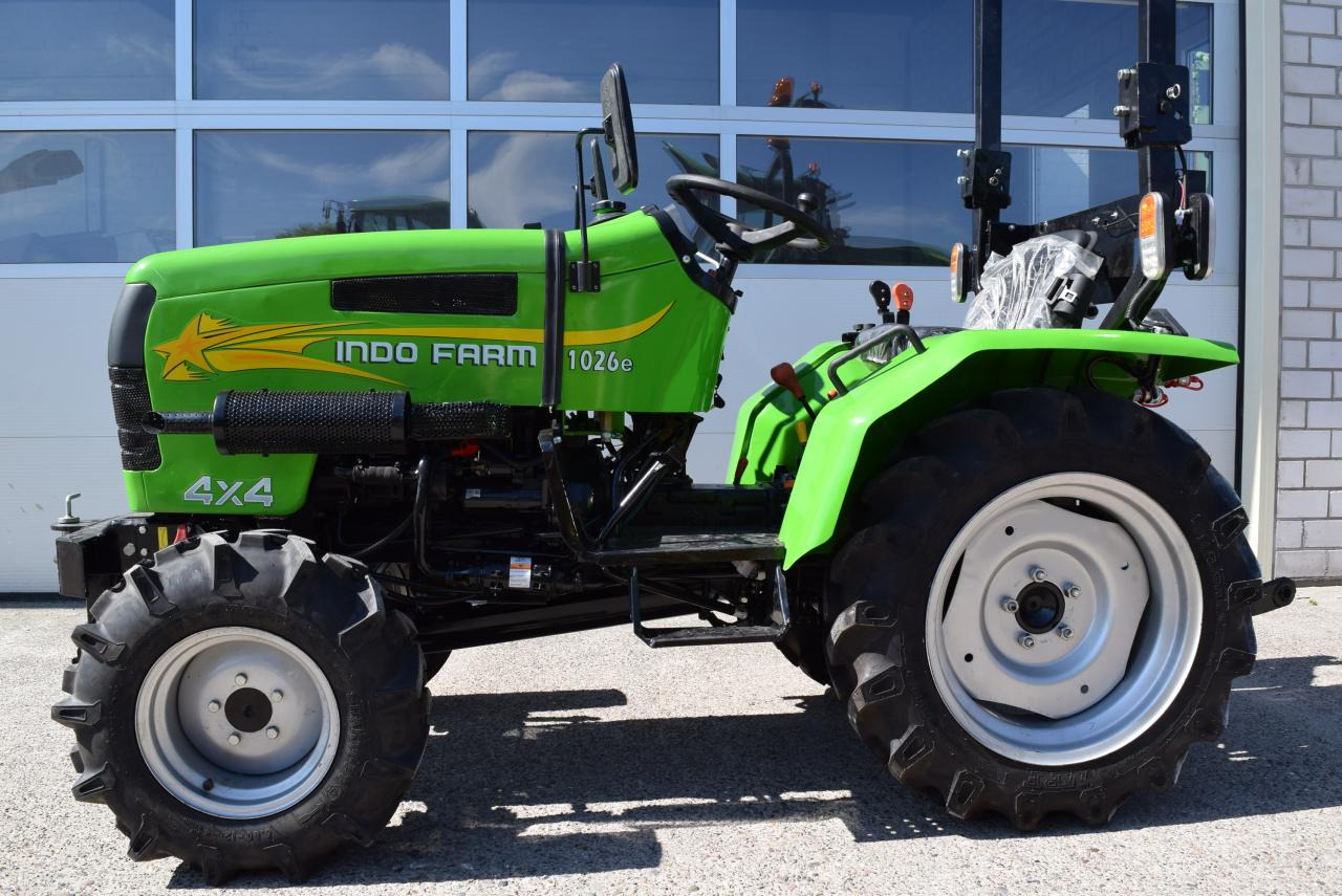 Klein-/Schmalspurtraktor INDO 1026 - Kõrgkliirenstraktor: pilt 1 Klein-/Schmalspurtraktor INDO 1026 - Kõrgkliirenstraktor: pilt 1