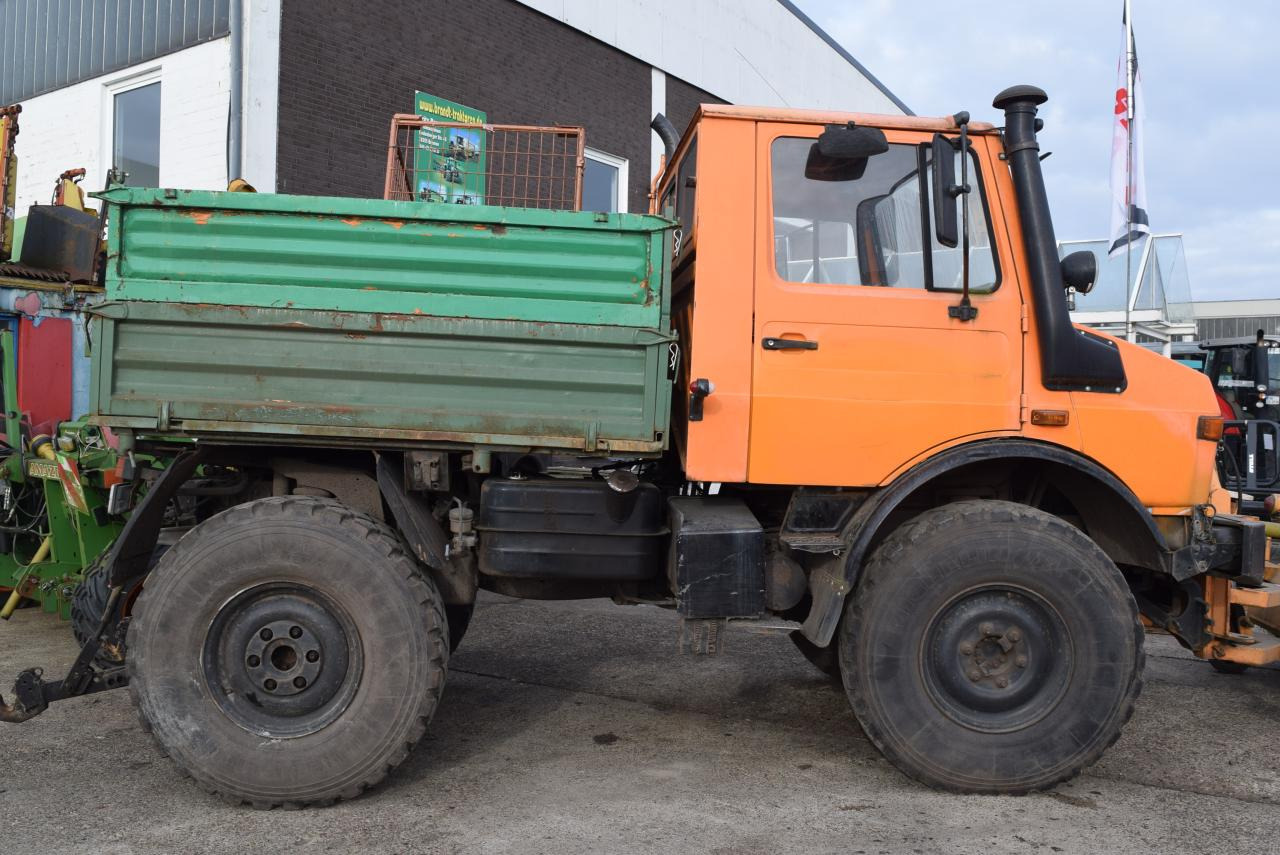 Mercedes-Benz Unimog U 1200 - Kommunaal-/ Erisõiduk: pilt 4 Mercedes-Benz Unimog U 1200 - Kommunaal-/ Erisõiduk: pilt 4