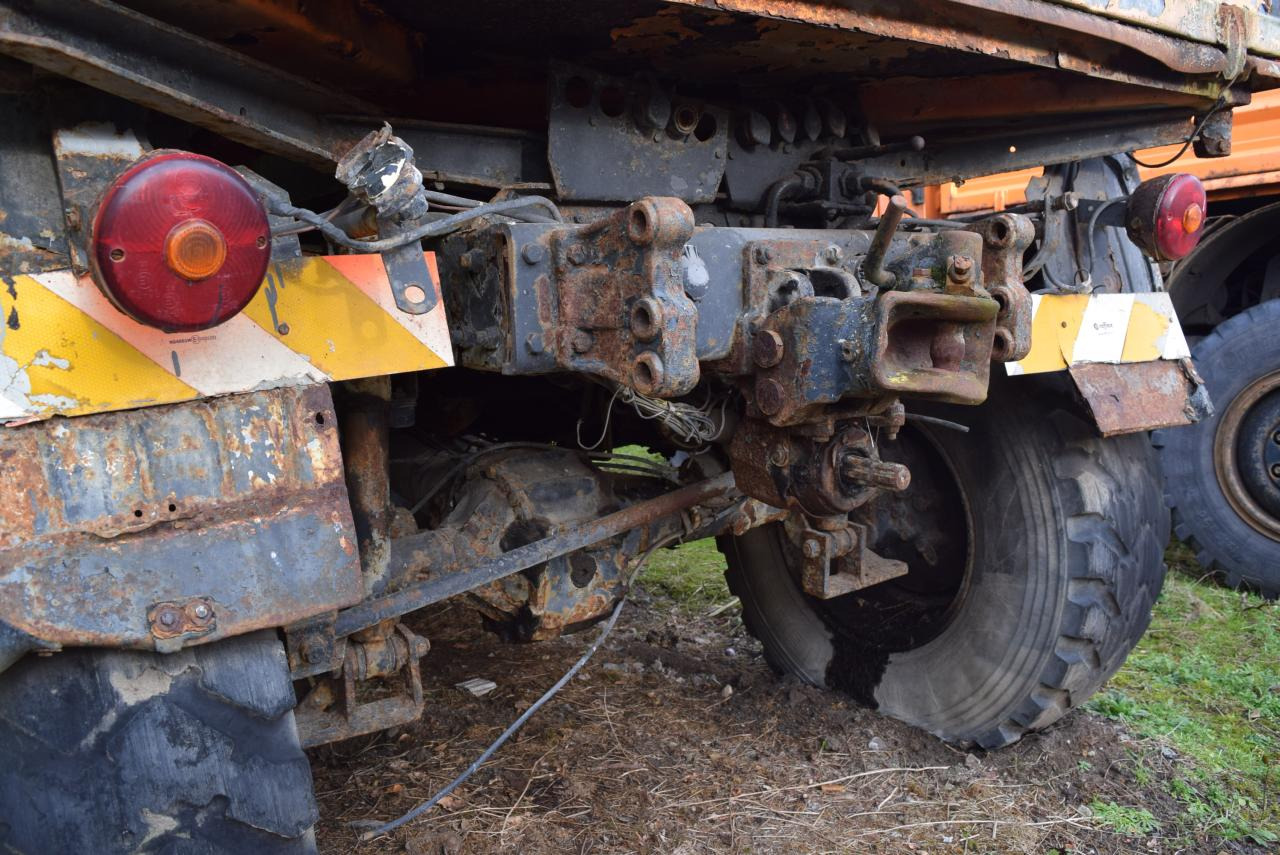 Mercedes-Benz Unimog U 1200 - Kommunaal-/ Erisõiduk: pilt 5 Mercedes-Benz Unimog U 1200 - Kommunaal-/ Erisõiduk: pilt 5
