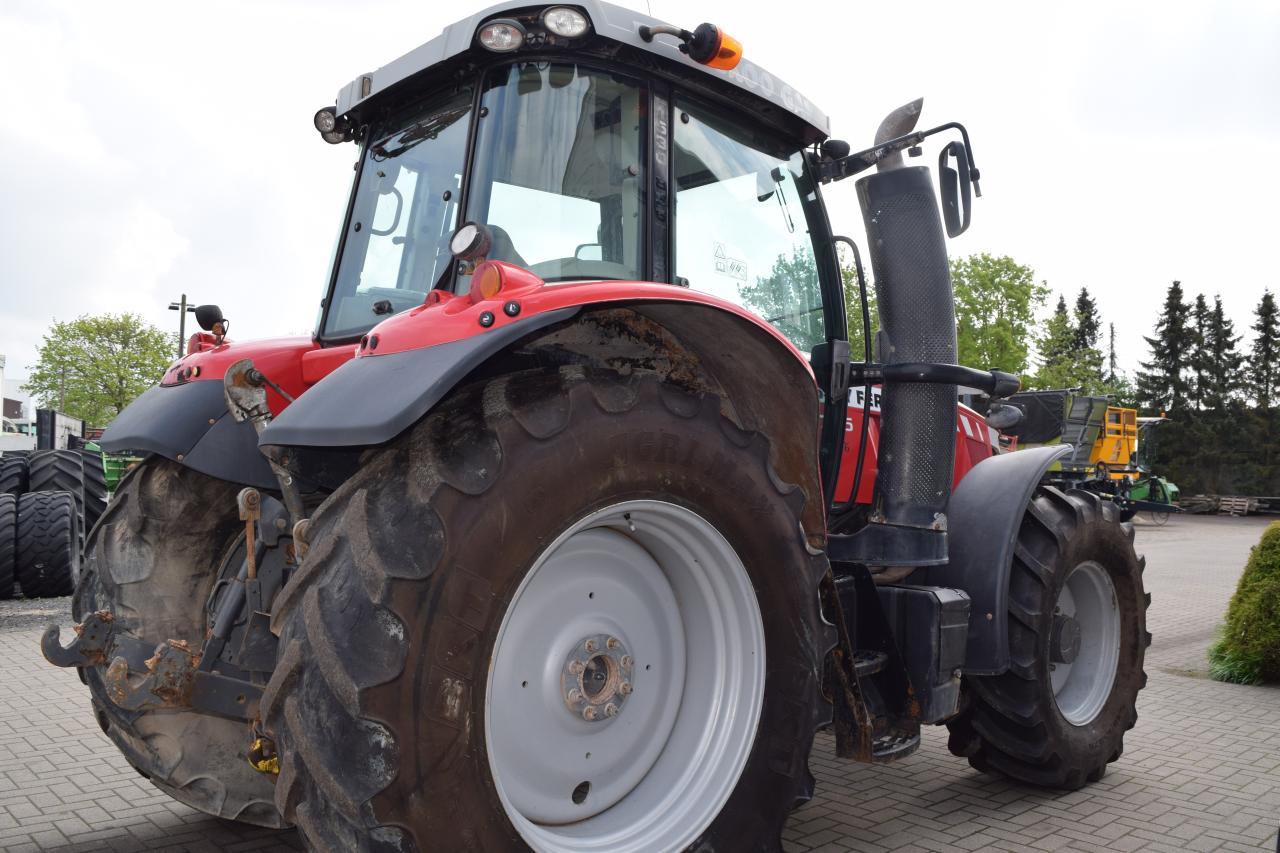 Massey Ferguson 7715 Dyna 6 - Traktor: pilt 5 Massey Ferguson 7715 Dyna 6 - Traktor: pilt 5