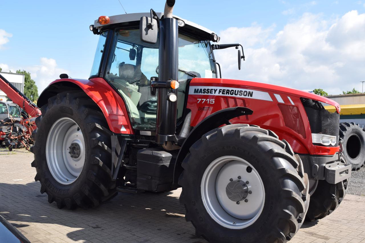 Massey Ferguson MF 7715 Dyna-6 - Traktor: pilt 1 Massey Ferguson MF 7715 Dyna-6 - Traktor: pilt 1