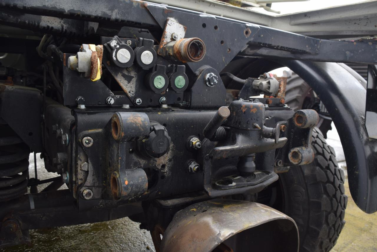 Mercedes-Benz U 90 - Kallurauto: pilt 4 Mercedes-Benz U 90 - Kallurauto: pilt 4