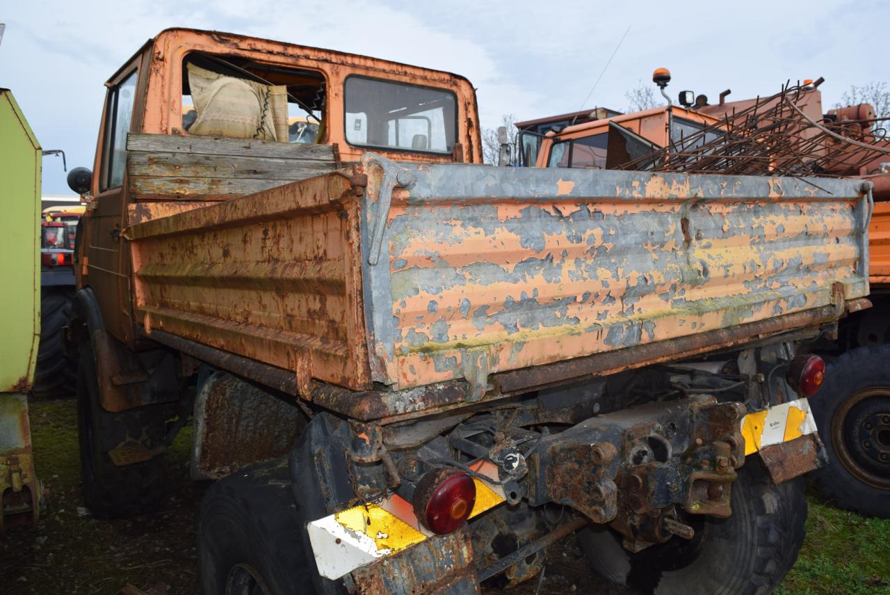 Mercedes-Benz Unimog U1200 - Traktor: pilt 4 Mercedes-Benz Unimog U1200 - Traktor: pilt 4