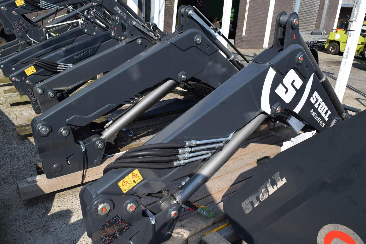 Stoll FZ 41-25 ProfiLine - Esilaadur traktorile: pilt 1 Stoll FZ 41-25 ProfiLine - Esilaadur traktorile: pilt 1