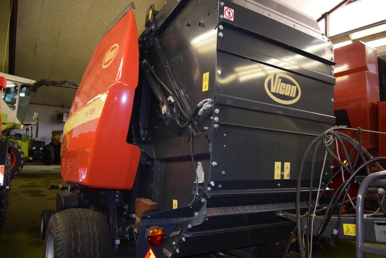 Vicon RV 4220 SC 14 - Heinapress, ümmargune: pilt 2 Vicon RV 4220 SC 14 - Heinapress, ümmargune: pilt 2