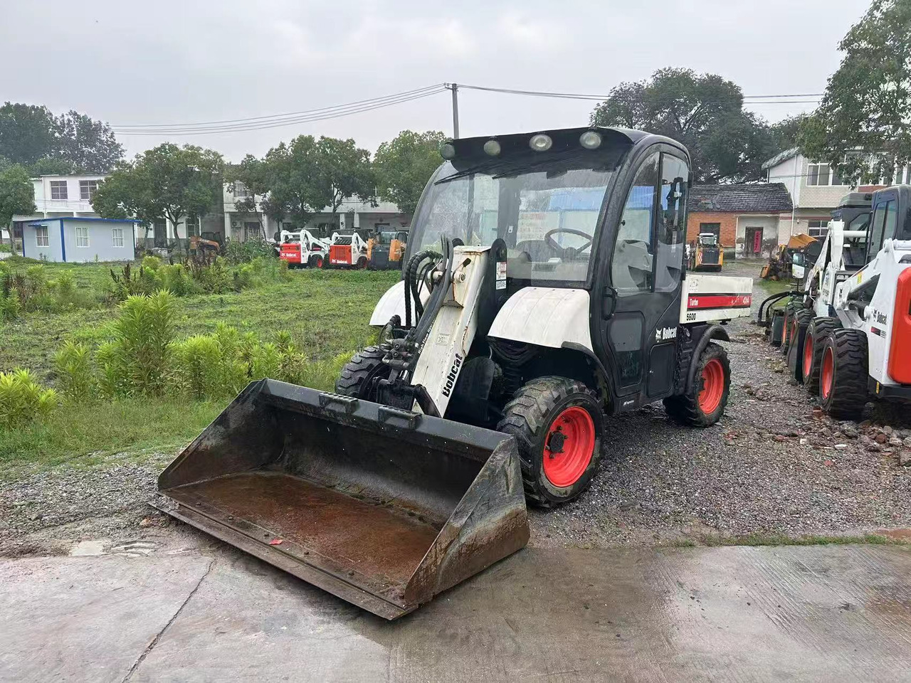 BOBCAT 5600 Toolcat - Kompaktlaadur: pilt 3 BOBCAT 5600 Toolcat - Kompaktlaadur: pilt 3