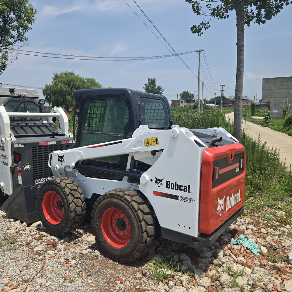 BOBCAT S550 - Kompaktlaadur: pilt 2 BOBCAT S550 - Kompaktlaadur: pilt 2