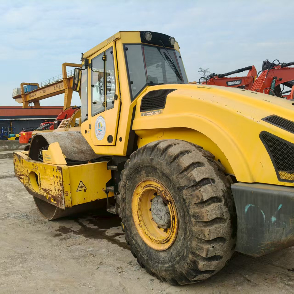 BOMAG BW226DH - Teerull: pilt 2 BOMAG BW226DH - Teerull: pilt 2